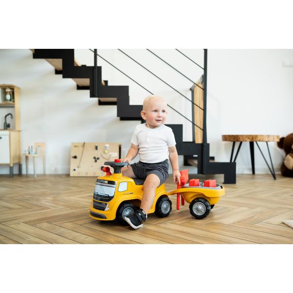 Falk Traktor volvo FMX s volantem, klaksonem a přívěsem