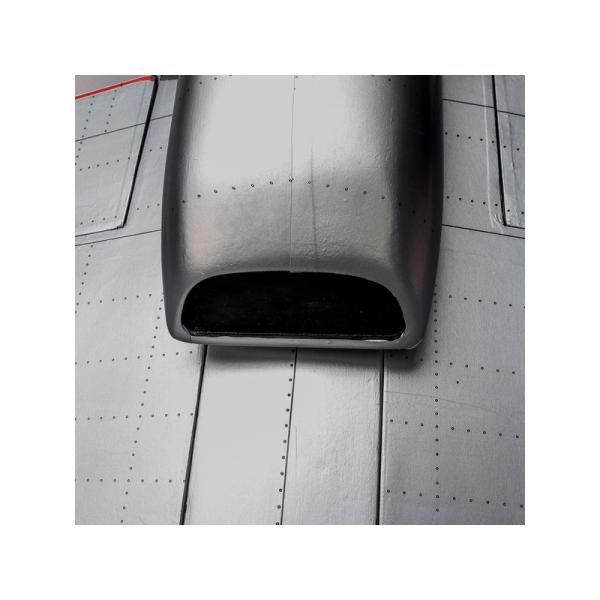 Hangar 9 P-51D Mustang 1.8m 20cc ARF (obrázek 11)