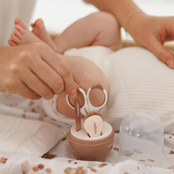 BABYONO Sada manikúra pro děti šedá Beige (obrázek 4)