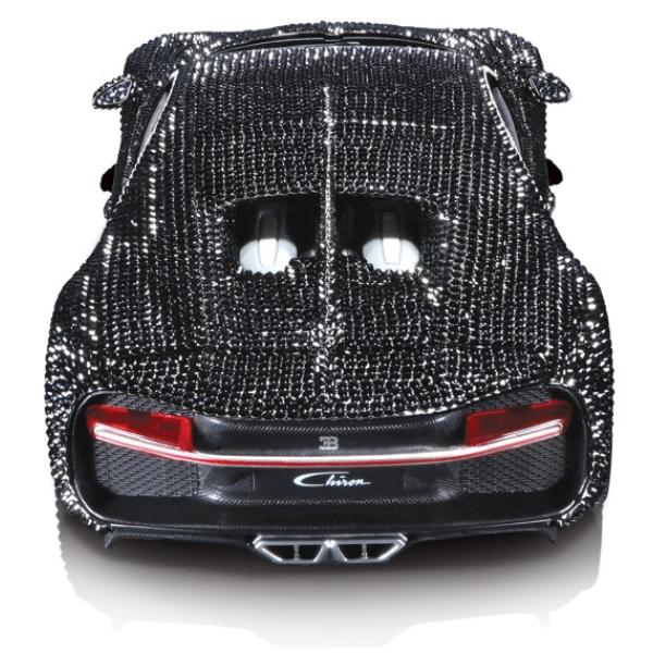 Bburago 1:18 Limited Bugatti Chiron Swarowski Crystal version (obrázek 4)