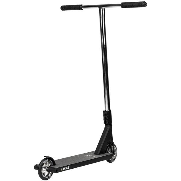 Koloběžka street Divine Nyx L stříbrná