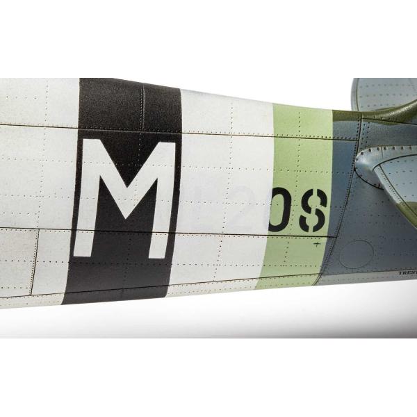 Classic Kit letadlo A17001A - Supermarine Spitfire Mk.IXc - Flying Dray (1:24) (obrázek 9)