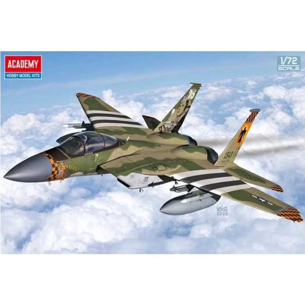 Model Kit letadlo 12582 - F-15C "75. Anniversary Medal of Honor" (1:72)