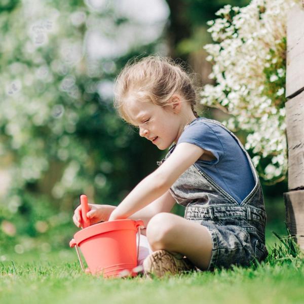 Bigjigs Toys Eko lopatka růžová Coral (obrázek 4)