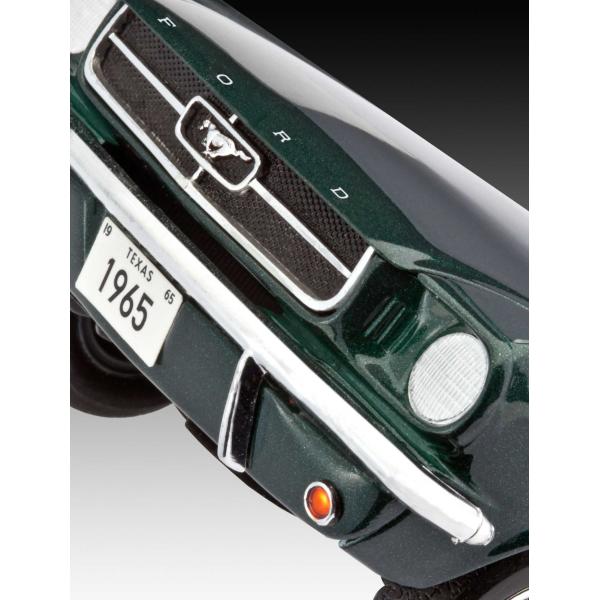 ModelSet auto 67065 - 1965 Ford Mustang 2+2 Fastback (1:24) (obrázek 8)