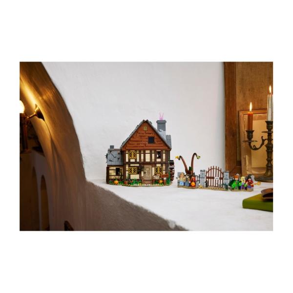 LEGO® Ideas 21341 Disney Hokus pokus: Chata sester Sandersonových (obrázek 5)