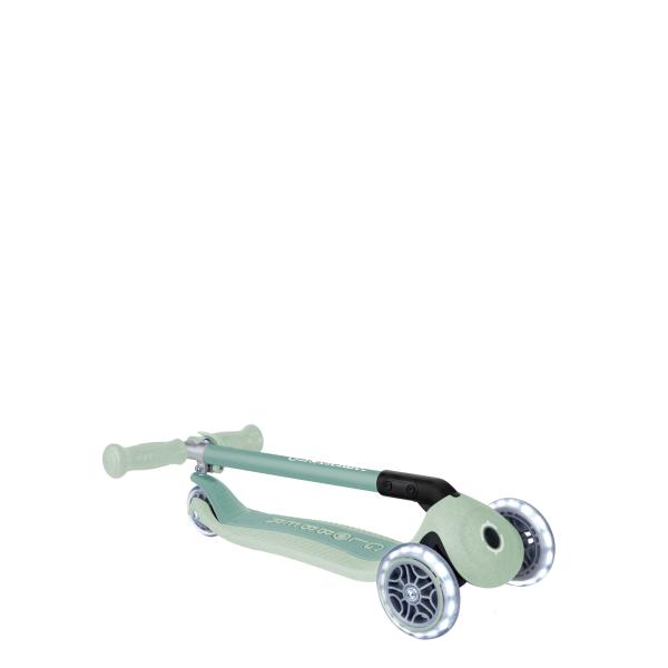 Globber koloběžka Primo Foldable Lights Ecologic Pistachio (obrázek 5)