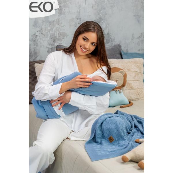 EKO Zavinovačka bavlněná s Velvet a kokosovým vnitřkem mašle Giraffe blue 75×75 cm