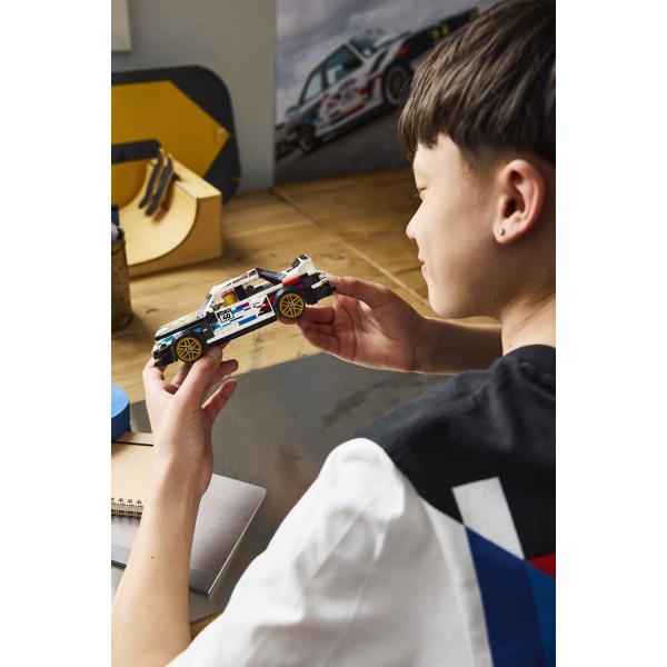 LEGO® Speed Champions 77263 BMW M3 (E30) (obrázek 5)