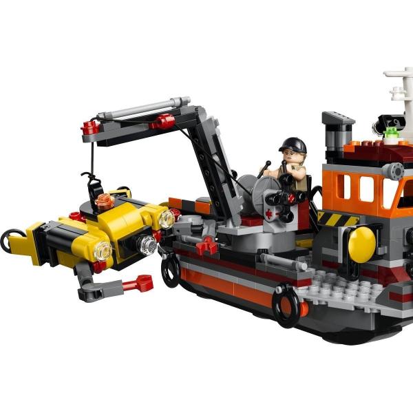 LEGO® Jurassic World 77983 Útok dinosaura mosasaura na loď (obrázek 5)