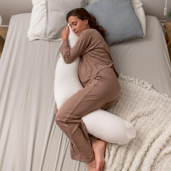 Buddy multifunkční kojicí polštář, Silver Dots (obrázek 4)