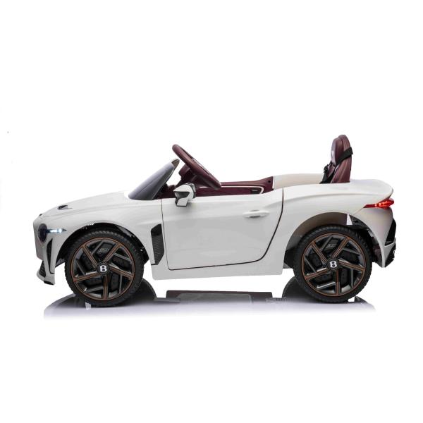 Elektrické autíčko Bentley Bacalar 12V, bílé, Dveře otevírající se nahoru, 2.4 GHz dálkové (obrázek 3)