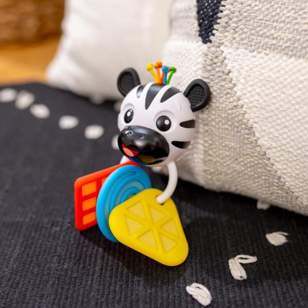 BABY EINSTEIN Kousátko s chrastítkem zebra Zen™ Shake-a-Shape bez BPA 0m+ (obrázek 10)