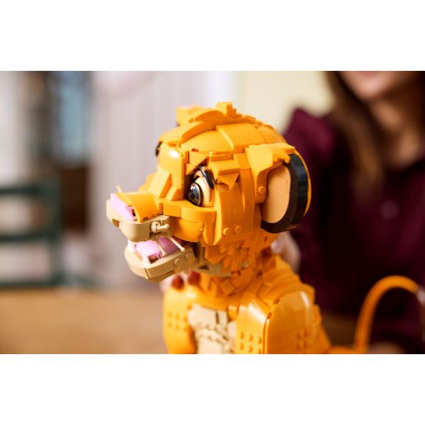 LEGO® Disney 43247 Mladý Simba z Levieho kráľa