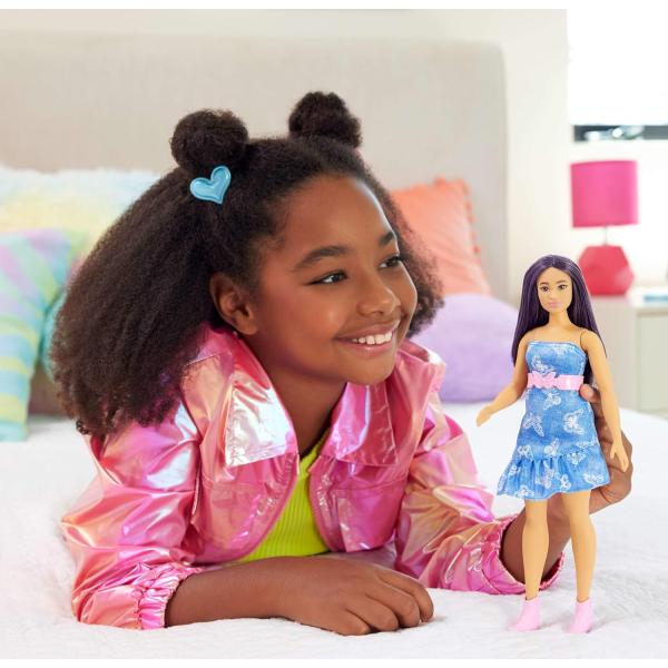Mattel Barbie modelka Modré šaty s motýlky (obrázek 5)