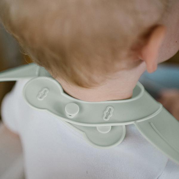 Babyono Bryndák silikonový – Sage