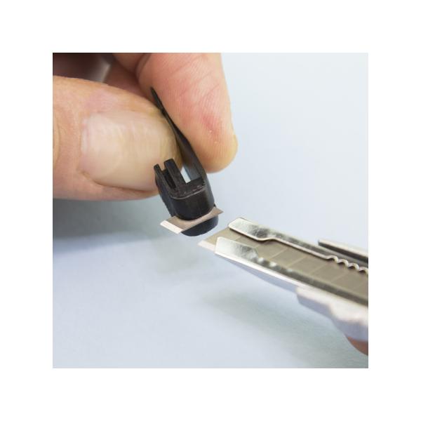 Modelcraft zalamovací kovový nůž s 10 čepelemi 9x0.3mm (obrázek 5)