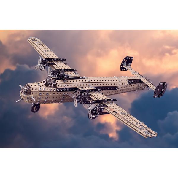 Merkur - Bombardér B-24 Liberator, 902 dílků (obrázek 10)