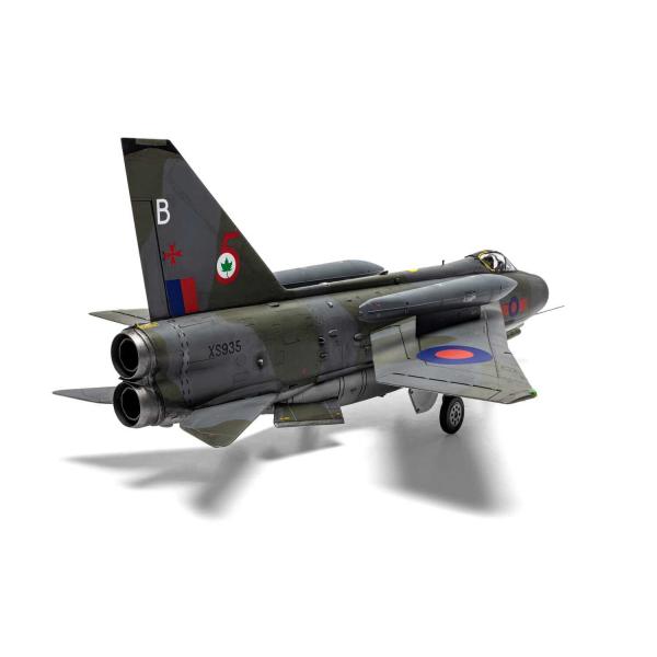 Classic Kit letadlo A09178A - English Electric Lightning F.6 (1:48) (obrázek 7)