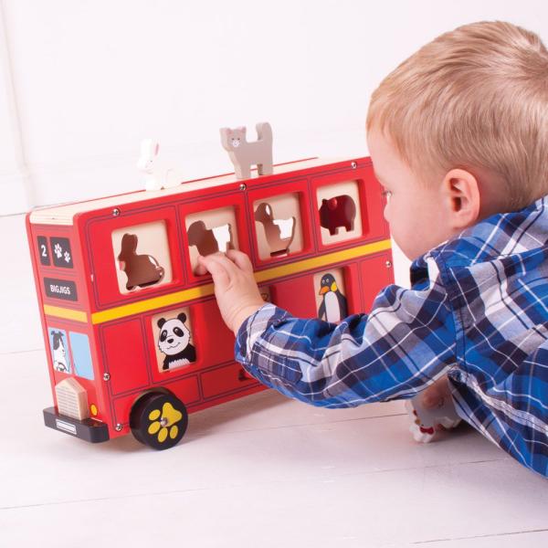 Bigjigs Toys Dřevěný autobus se zvířátky (obrázek 3)