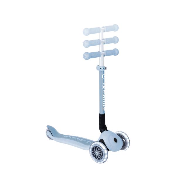 Globber koloběžka Junior Foldable lights Ecologic - Blueberry (obrázek 11)