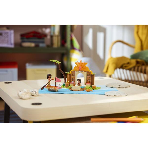LEGO® Disney™ 43282 Venkovský dům a loď (obrázek 10)