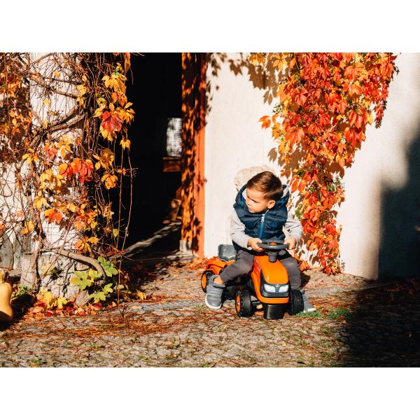 Falk 260C Baby Kubota ride-on traktor s přívěsem, hrábě & lopata (obrázek 4)