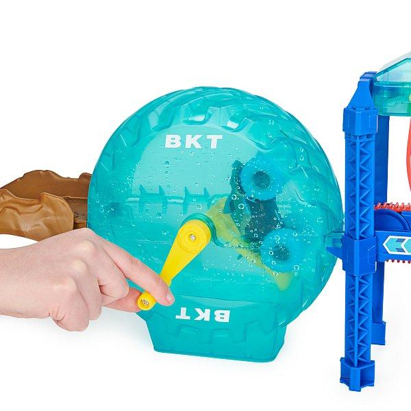 Monster Jam – Hrací set Megalodon Monster Wash, 1:64