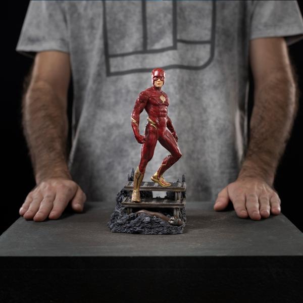 Iron Studios The Flash Movie – The Flash Socha Art Scale 1/10