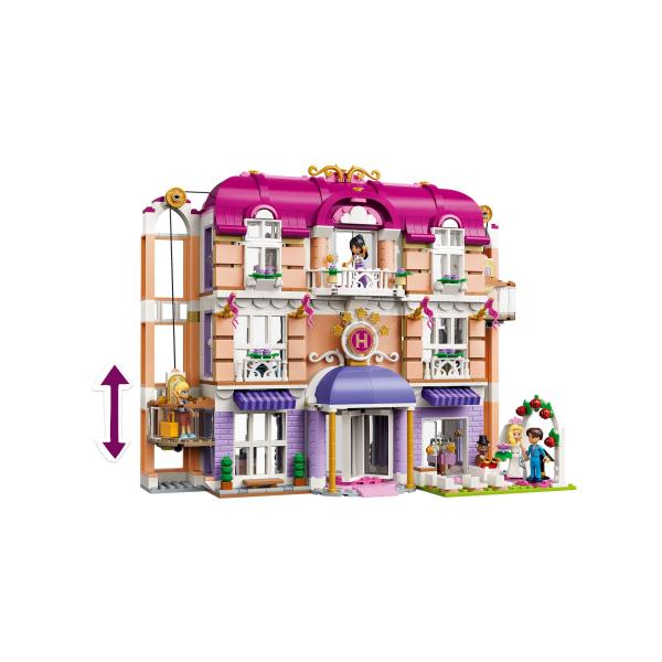 LEGO® Friends 42704 Grandhotel v městečku Heartlake (obrázek 5)