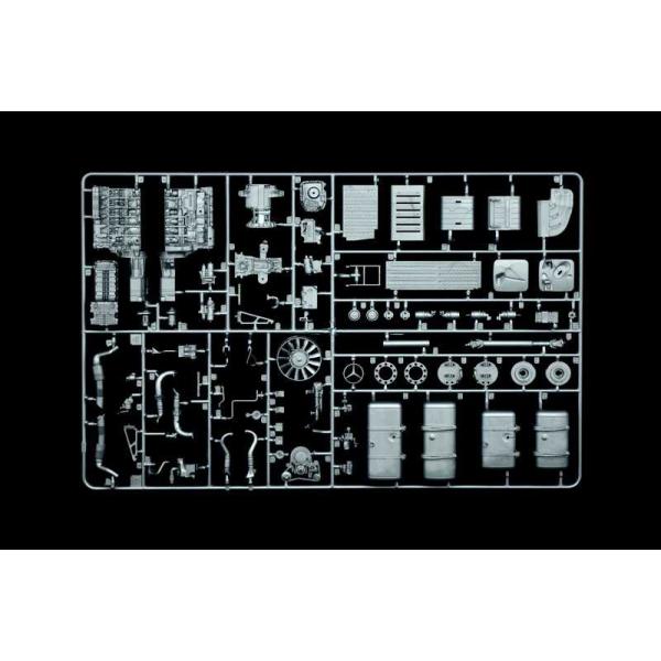 Model Kit truck 3968 – Mercedes-Benz Actros MP4 Space Grand Prix Edition (1:24)