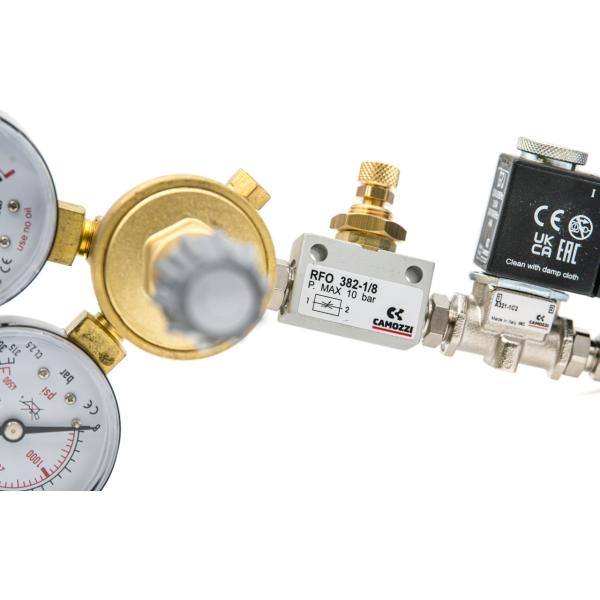 Kompletní sada CO2 s nočním vypnutím bez lahve se závitem G 3/4