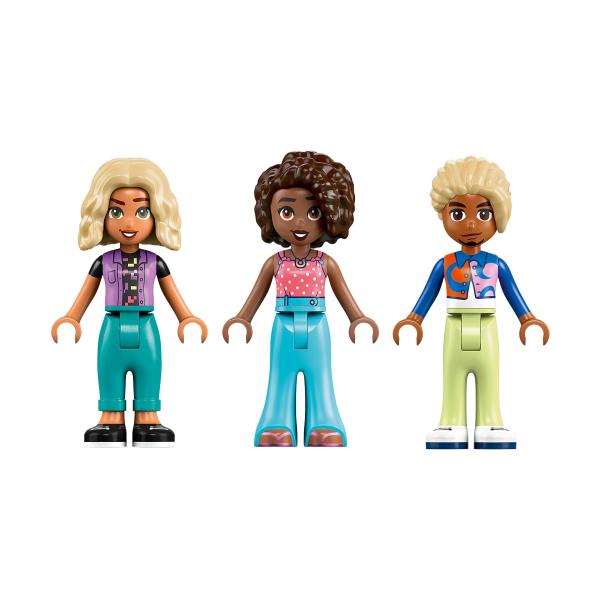 LEGO® Friends 42662 Kadeřnictví a obchod s doplňky (obrázek 11)
