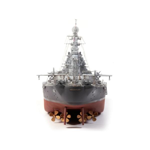 OCCRE USS Missouri 1:200 kit (obrázek 5)