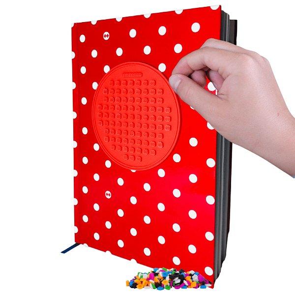 PIXIE CREW Deník A5 červená tečka