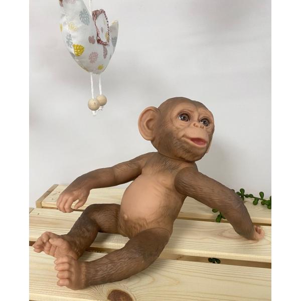 Guca 992 REBORN OPIČKA - realistická opička miminko s celovinylovým tělem - 32 cm (obrázek 8)