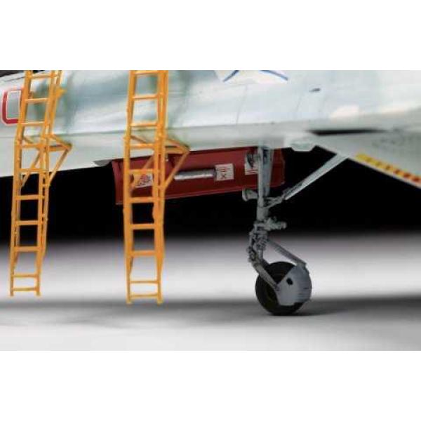 Model Kit letadlo 7294 - Sukhoi SU-27 UB "Flanker-C" (1:72) (obrázek 5)