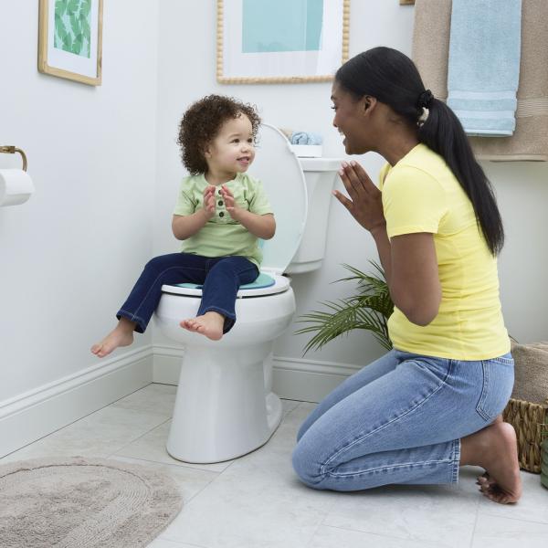 BRIGHT STARTS Redukce na WC nalepovací Flip & Sit™ STITCH™ 18m+, do 23kg (obrázek 4)
