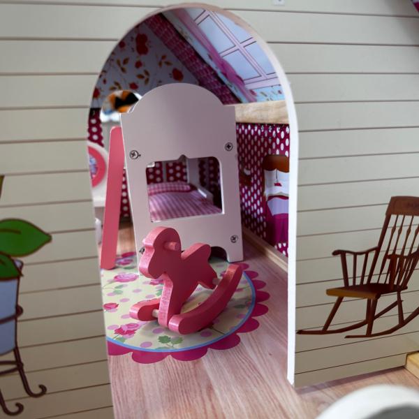 Dřevěný domeček pro panenky 60×30×90 cm (obrázek 6)