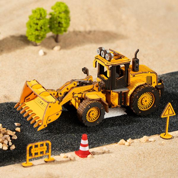 RoboTime dřevěné 3D puzzle Nakladač (obrázek 4)