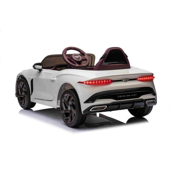 Elektrické autíčko Bentley Bacalar 12V, bílé, Dveře otevírající se nahoru, 2.4 GHz dálkové (obrázek 4)
