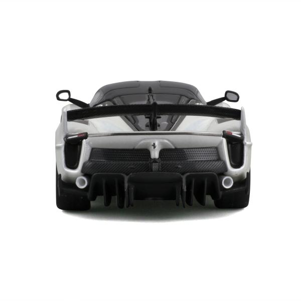 Bburago 1:43 Ferrari Racing FXX-K EVO 2017 bílá/černá