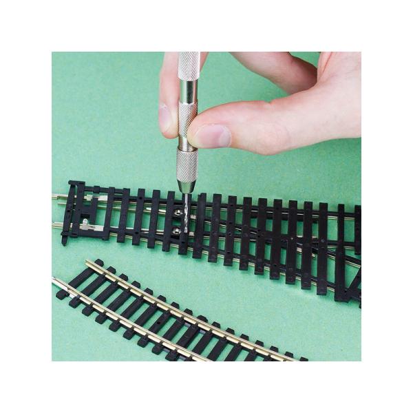 Modelcraft mini ruční vrtačka s 5 vrtáky (obrázek 3)
