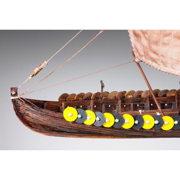 Dušek Vikingská loď Gokstad 1:72 kit (obrázek 7)
