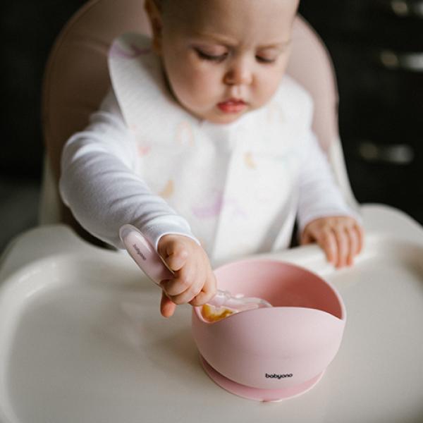 BABYONO Silikonová dudlíková miska s prísavkou - pink 6m+ (obrázek 4)