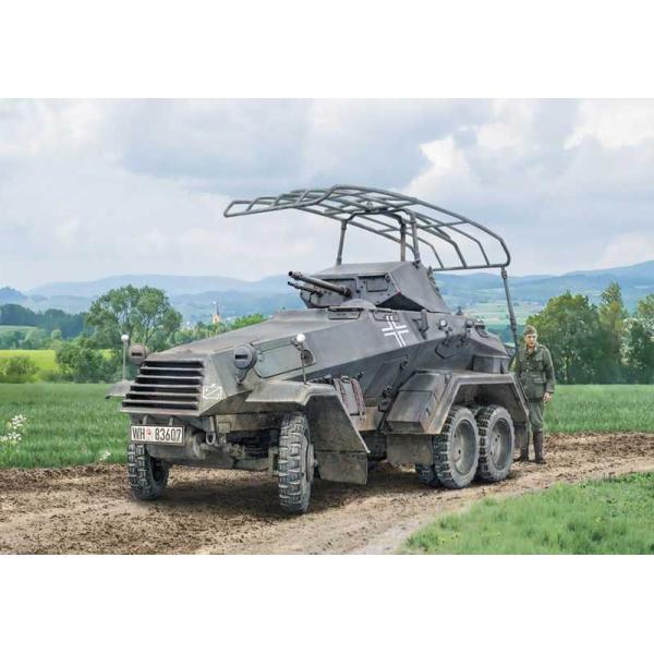 Model Kit military 97032 – Sd.Kfz. 232. 6 Rad (1:72)