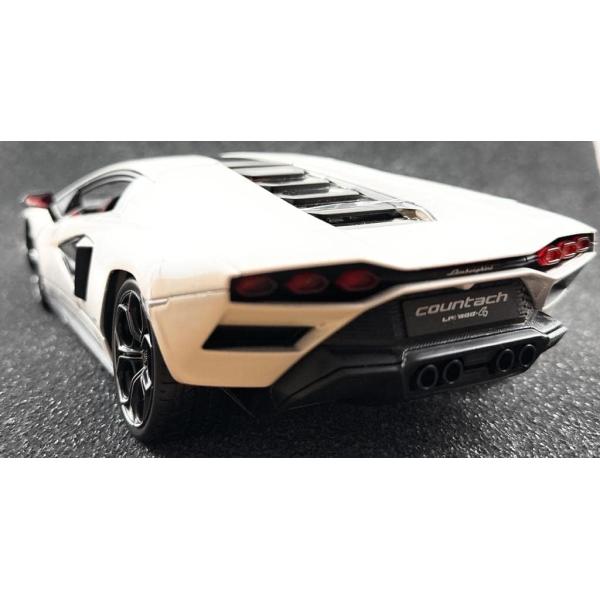 Maisto – Lamborghini Countach LPI 800-4, bílá, 1:18