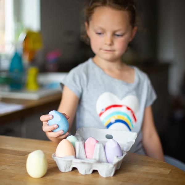 Bigjigs Toys Sada barevných kříd ve tvaru vejce 6 ks (obrázek 4)