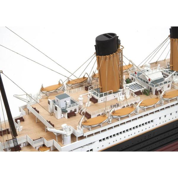 OCCRE Titanic 1:300 kit