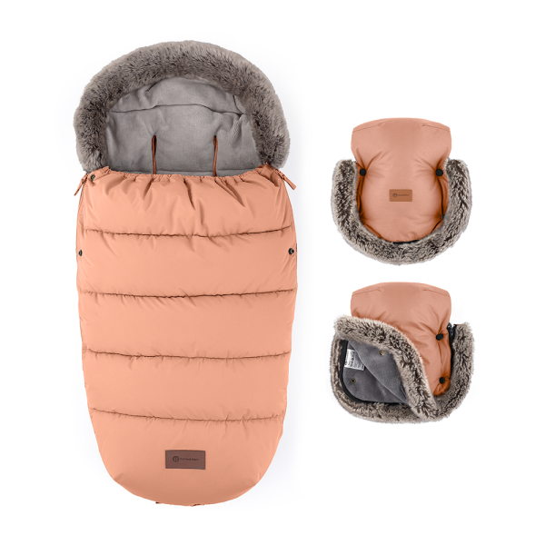 PETITE&MARS Sada zimního fusaku Comfy 4v1 + rukavice na kočárek Furry Pastel Peach